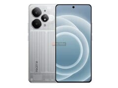 据悉，Realme 15 Pro 的颜色选择之一是醒目的银色背面。(图片来源：91mobiles）