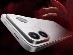 红米 K90 Max 在中国的起价约为 513 美元。图：展示手机背面设计的宣传图。