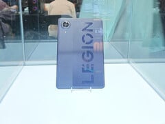 这款尚未发布的联想Legion 平板电脑配备了一颗后置摄像头。 