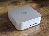 SEi13 采用了与 GTi13 Ultra 相同的设计，但体积更小、重量更轻（图片来源：Notebookcheck）