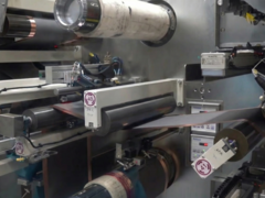 图为广汽集团 60Ah+ 固态电池中试线，增强版（图片来源：CCTV）