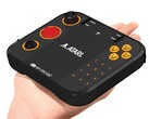 My Arcade Gamestation 复古游戏手柄与 Atari Gamestation Go 上的控制方式相同。