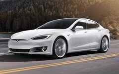 电动特斯拉 Model S(图片来源:Electric Car Home)