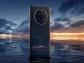 华为 Mate 50。(图片来源：华为）