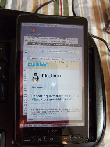 Ubuntu 在 HTC HD2 上启动。(图片来源：Reddit 上的 r/linux）