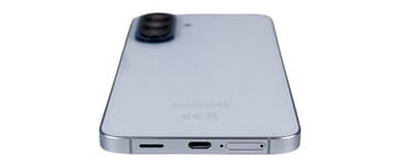 底部:扬声器、USB接口、麦克风、SIM卡槽