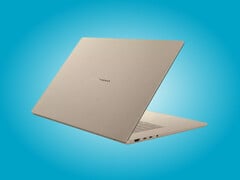 搭载骁龙X处理器的Zenbook A16比其搭载骁龙X2处理器的同系列机型便宜不少。