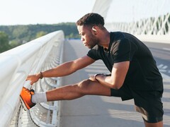 JBL 的 Endurance Zone 是一款全新的开放式耳机（图片来源：JBL）