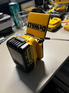 (图片来源：Bangooh via Reddit）