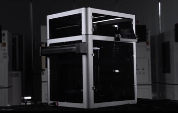 Magneto X 可选配外壳（图片来源：Peopoly）