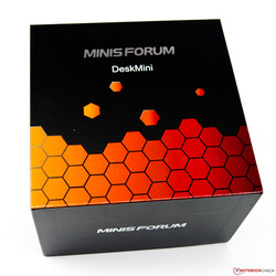 Minisforum EliteMini HM90的评论，由Minisforum提供。