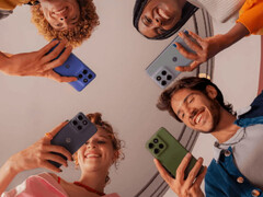 摩托罗拉即将开始销售多种外观的 Moto G56。(图片来源：摩托罗拉）