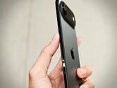 据预计，Apple 的继任机型iPhone Air将配备双后置摄像头。