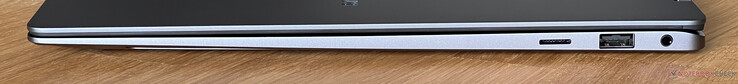 右：microSD 读卡器、USB-A 3.2 Gen.1（5 Gbit/s）、3.5 毫米音频插孔