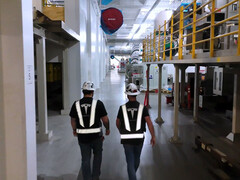 位于内华达州的特斯拉 LFP 电池工厂。(图片来源：特斯拉）