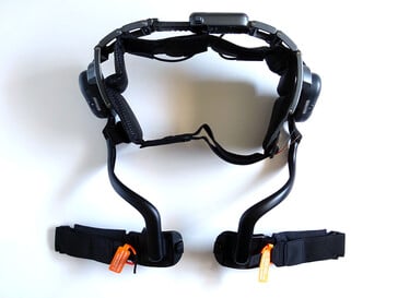 展开。(图片来源：Notebookcheck）