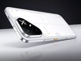 Pova 8 Pro 弧光白配色款