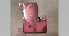 2024 年的 iPhone 电池？（来源：Kosutami via X/Twitter）