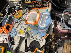 技嘉 Z890 Aorus Tachyon ICE 主板创下超频纪录(图片来源:HWBOT)