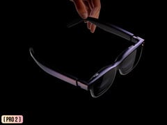 Pro 2 的重量为 63 克。图为 XR 眼镜的宣传图,展示了其轻量化设计。