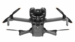 在大疆创新推出 Mini 5 Pro 之前，一些新图片和上市日期已在网上浮出水面。(图片来源：@四维新闻网）