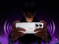 Legion Y70 2026 将于 5 月 19 日在中国发布。图:宣传图,显示该手机的白色配色。