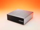 联想 SFF RTX Spark 采用了简约的双色外观。