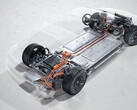 梅赛德斯-奔驰可能会更新其 EQS 和 EQE 车系的架构，作为中期改款。(图片来源：梅赛德斯-奔驰）