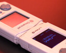 8BitMods VMU Pro 还提供 USB Type-C 充电功能。(图片来源：8BitMods）