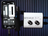 Blackstar Polar Go 音频接口允许音乐家和创作者在任何地点使用智能手机录制和串流立体声录音。(图片来源：Blackstar Amplification）