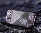 Retroid Pocket Nova 是一款采用Android 系统的 4:3 比例掌上游戏机。