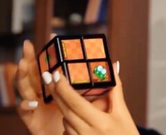 WOWCube 有 24 个小屏幕，随附大量益智游戏（图片来源：Cubios）
