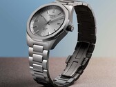 PRC 天梭 100 Solar 采用天梭全新 Lightmaster 太阳能石英机芯（图片来源：Tissot）  