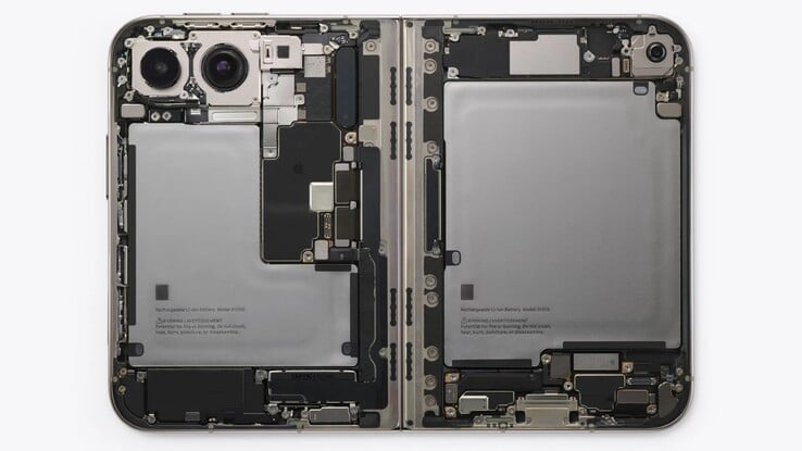 iPhone Duo 采用先进的散热系统,确保在持续负载下保持高性能。