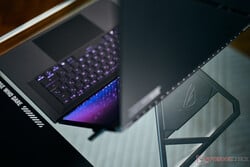 华硕 ROG Zephyrus Duo GX651
