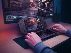 DualPlay Mini 项目是宏碁推出的手持设备与笔记本电脑混合型产品之一