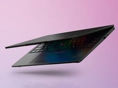 联想基于骁龙X2处理器的ThinkPad T14s第7代机型重量仅为1.19千克。