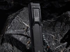 Nitecore 的新型 EDC25 不再采用 OLED 显示屏。(图片：Nitecore）