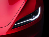 特斯拉 Model 3 前大灯