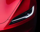 特斯拉 Model 3 前大灯