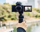 索尼的ZV-1 II更新了ZV-1 vlogging相机，包括一个更宽的镜头，在自拍模式下更容易取景。(图片来源：索尼)