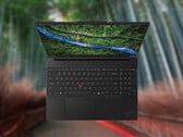 ThinkPad P16s Gen 5 在其重量不足 2 公斤的机身中集成了丰富的硬件配置。