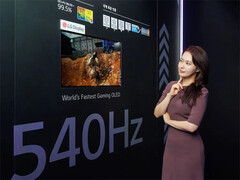 LG Display 分享的据信是其新款 27 英寸 WOLED 面板的图片。(图片来源：LG Display）