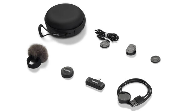 Insta360 Mic Air 配备了您需要的所有配件。(图片来源：Insta360）