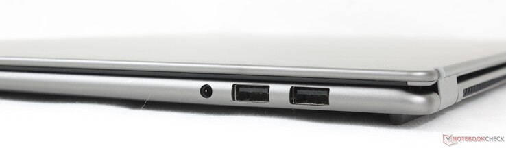 右：3.5 毫米耳机，2 个 USB-A 3.2 Gen.