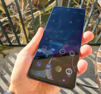 摩托罗拉Moto G200 5G评测