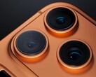 Apple iPhone 17 Pro 背面有三个 4800 万像素的 "融合 "摄像头。(图片来源：YouTube 上的Apple ）