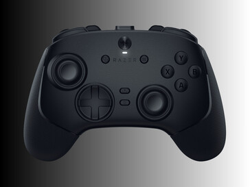 所示为 Razer Wolverine V3 Pro 8K PC 无线控制器正面图（图片来源：Razer PR）