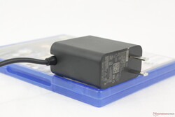 65 瓦 USB-C 适配器