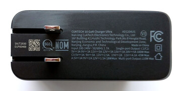 右侧、顶部和正面视图。